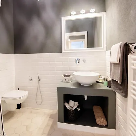 In The Center Апартаменты